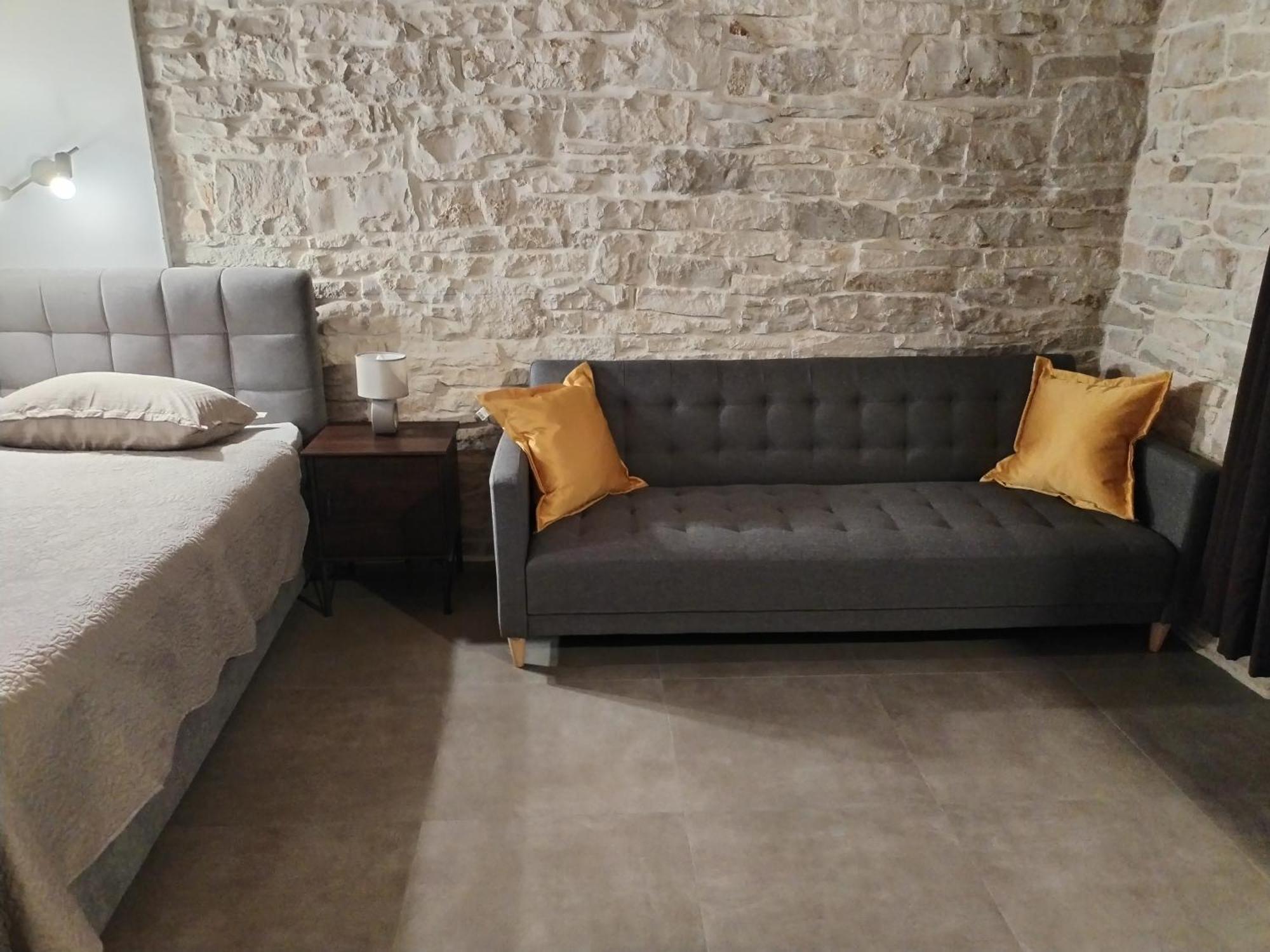 Ivor Apartament